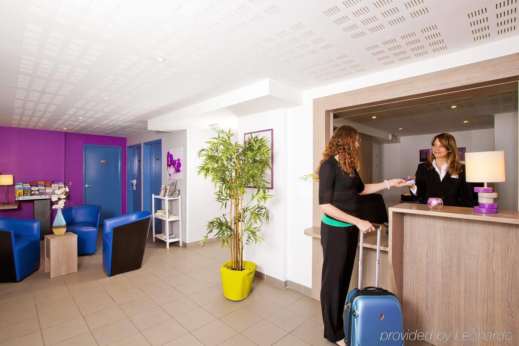 Apparthotel Sejours & Affaires Manosque Eksteriør billede