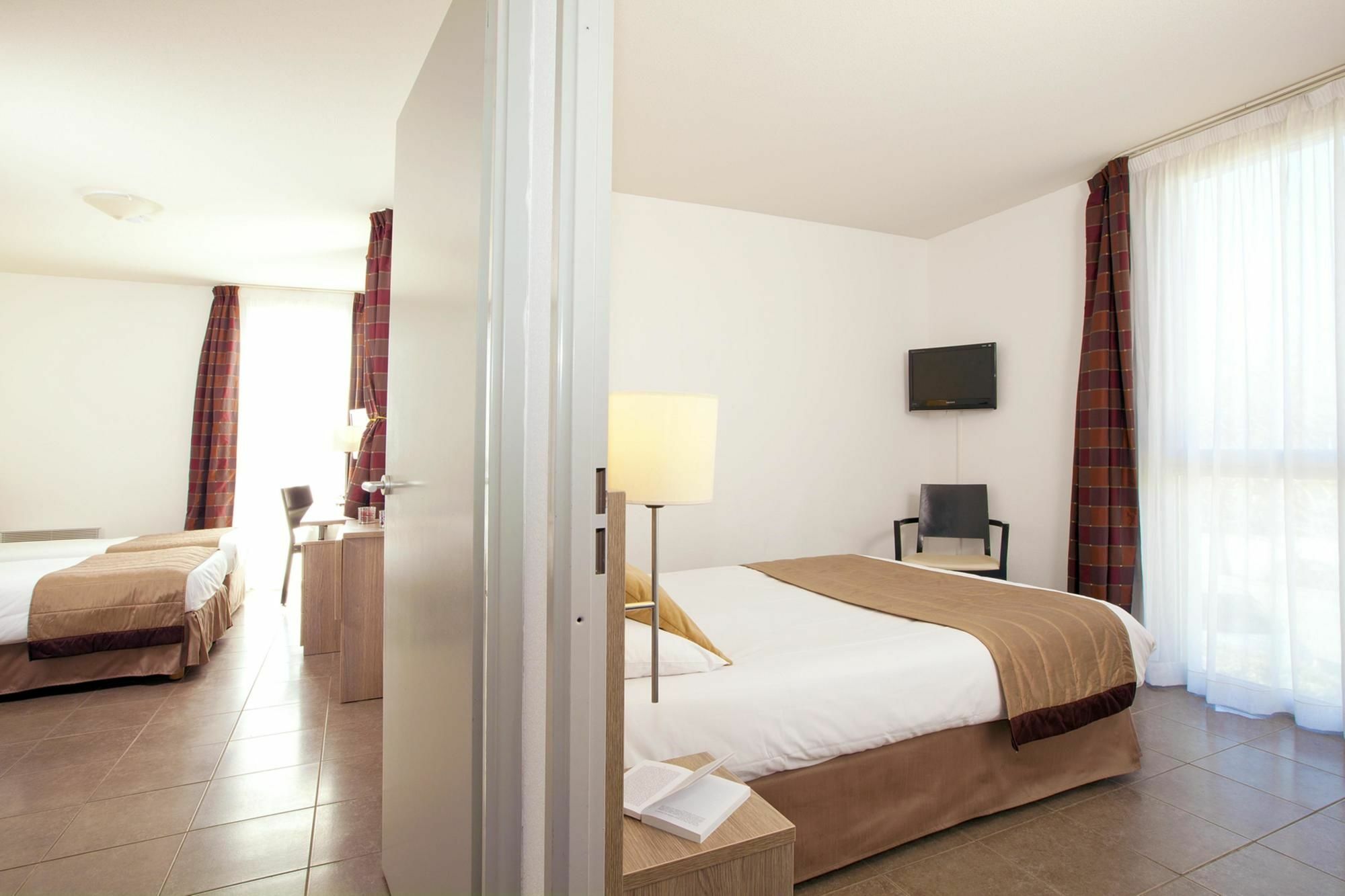 Apparthotel Sejours & Affaires Manosque Eksteriør billede