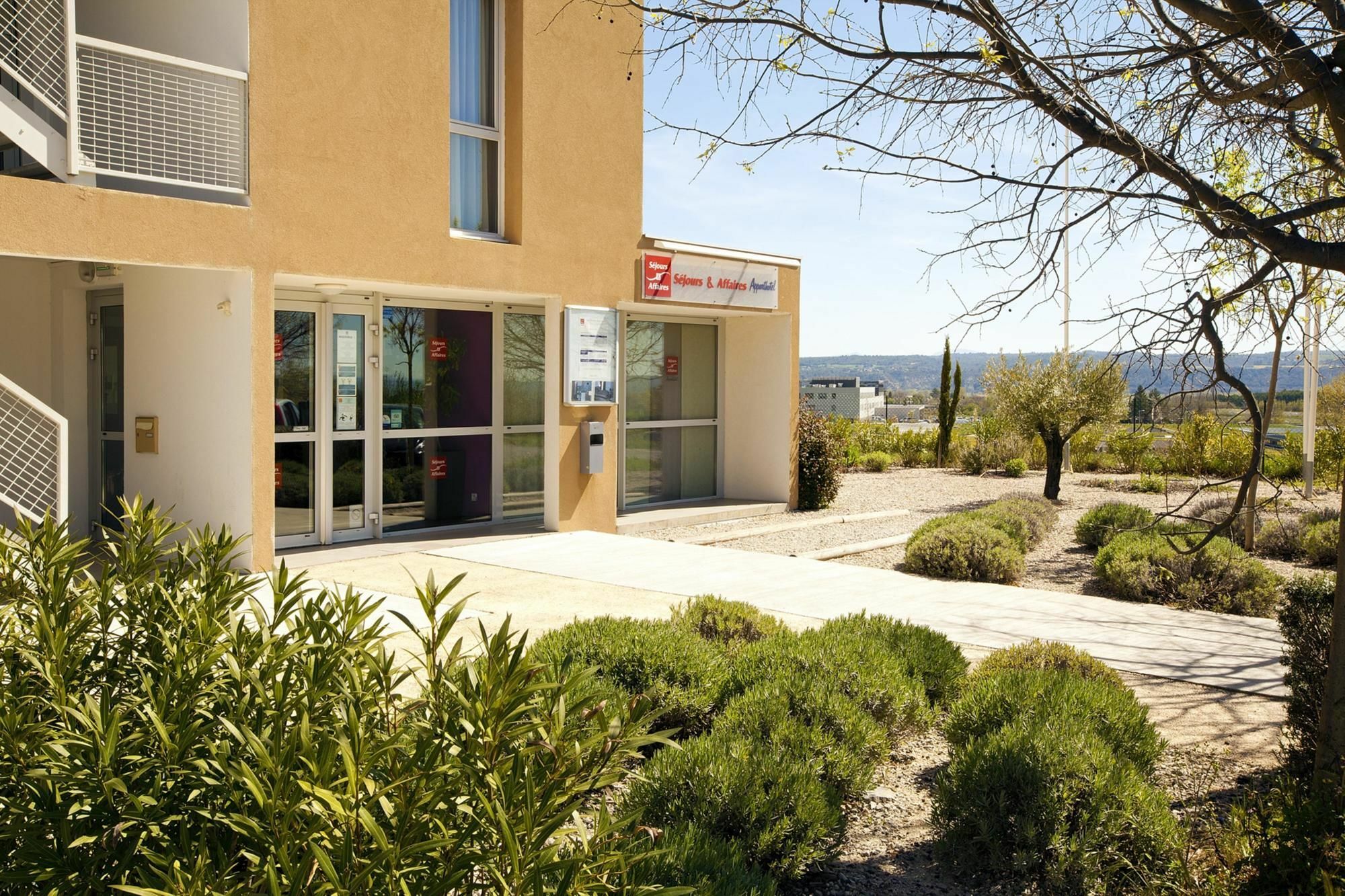 Apparthotel Sejours & Affaires Manosque Eksteriør billede
